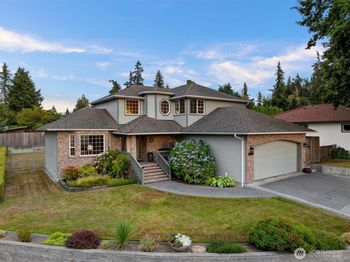 4515 Forest Drive