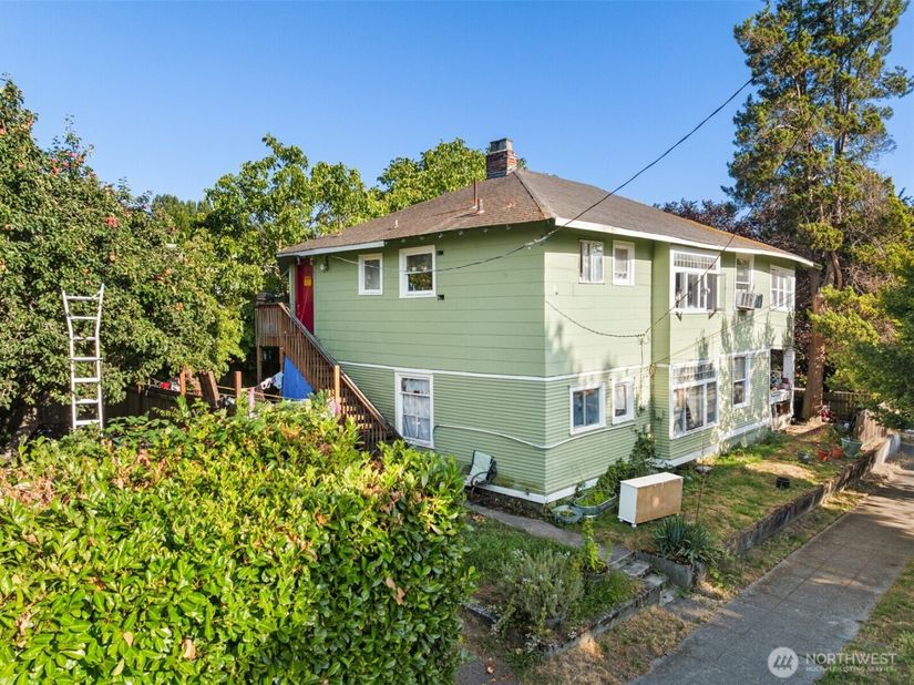 618 NW 58th Street, Seattle WA 98107