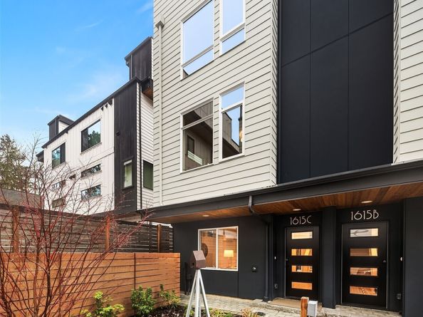 1615 N 50th Street C, Seattle WA 98103