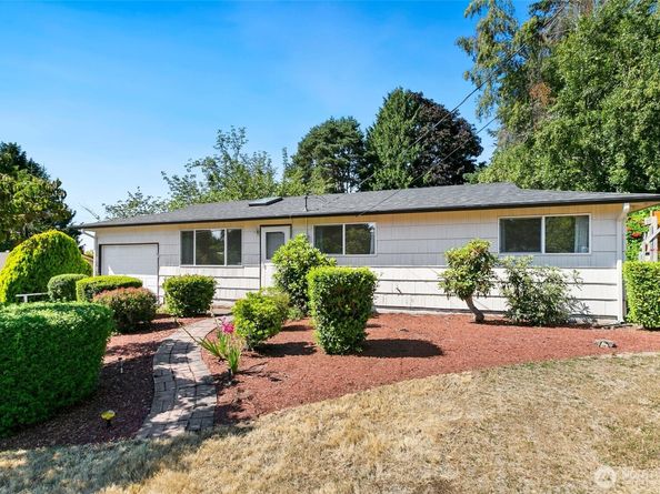 2434 SW 328th Street, Federal Way WA 98023