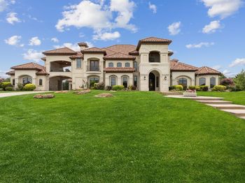 5600  Twin Cities Lane 