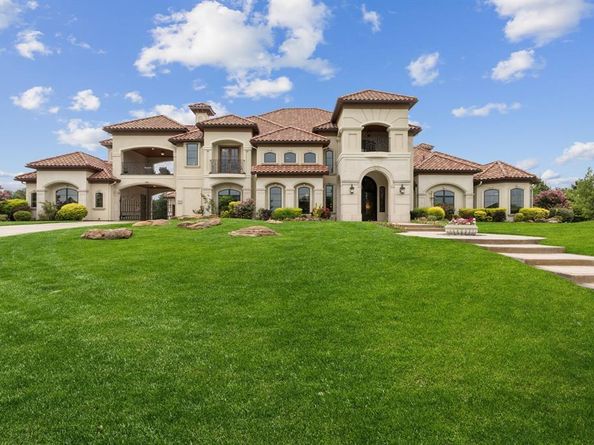 5600  Twin Cities Lane , McKinney Texas 75070