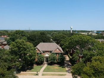 2200  Strathmore Drive 