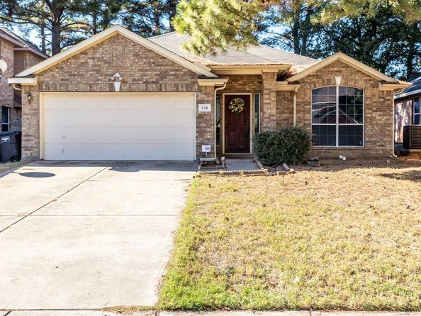 536  Cross Ridge Circle N, Fort Worth Texas 76120