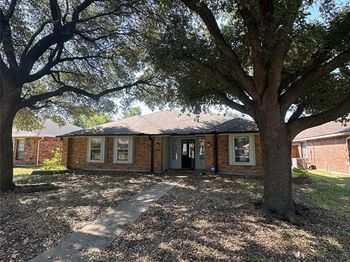 2032  Lansdown Drive 