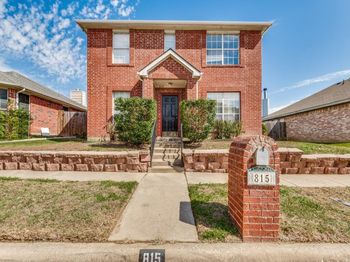 815  Greenridge Drive 