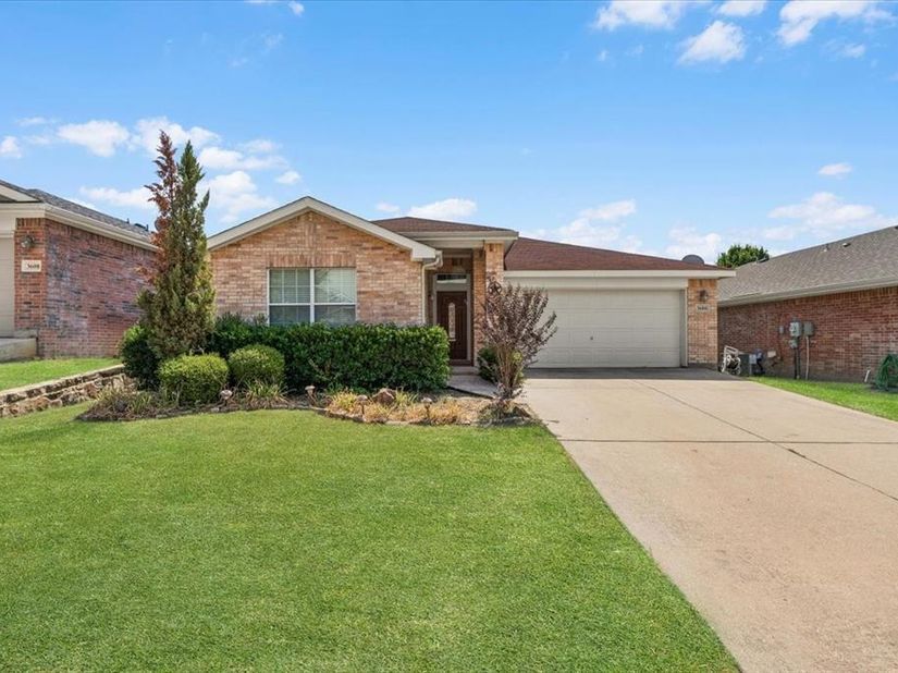 3604  Black Ranch Court , Fort Worth Texas 76262