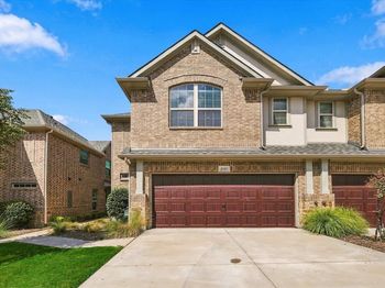 2737  Splendor Drive 