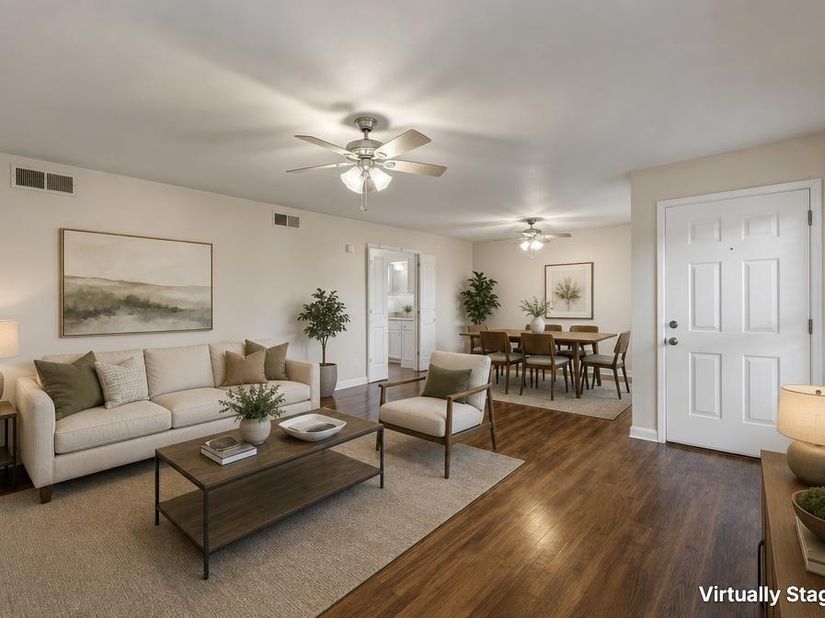 10650  Steppington Drive  211, Dallas Texas 75230