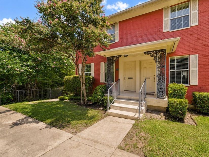 4814  Bradford Drive  4814B, Dallas Texas 75219