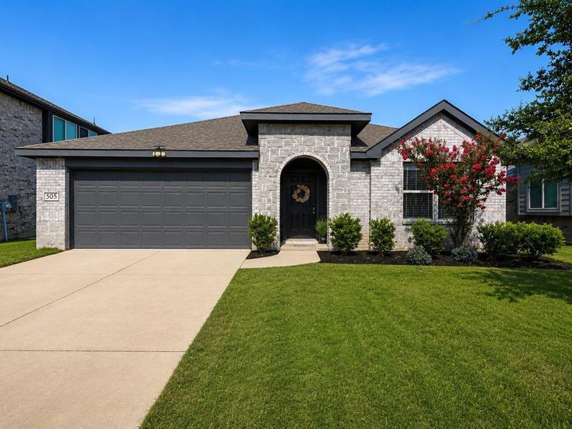505  Bermuda Avenue , Lancaster Texas 75146