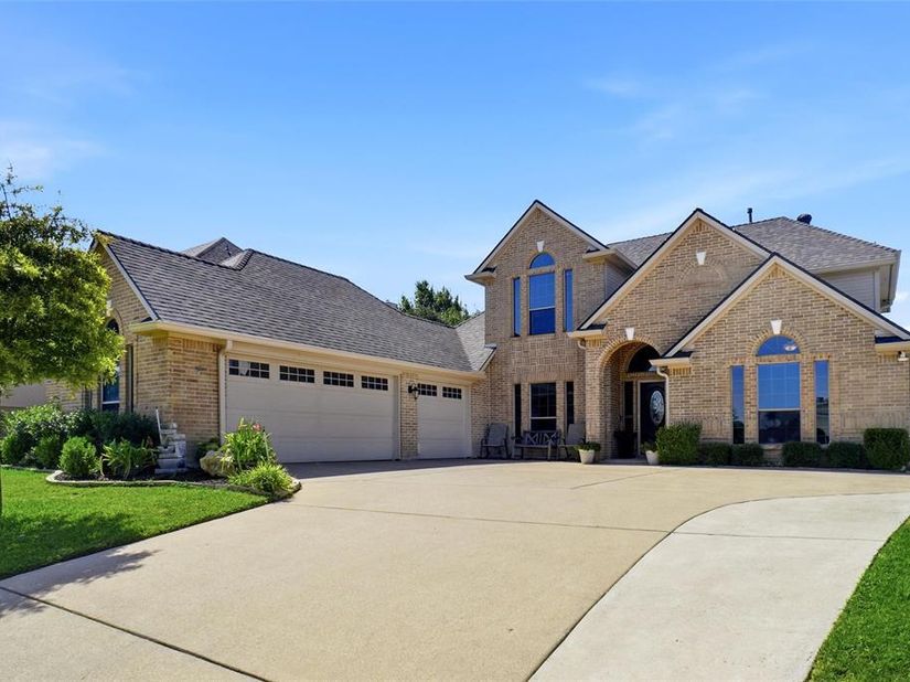 7337  Lake Rock Drive , Fort Worth Texas 76179