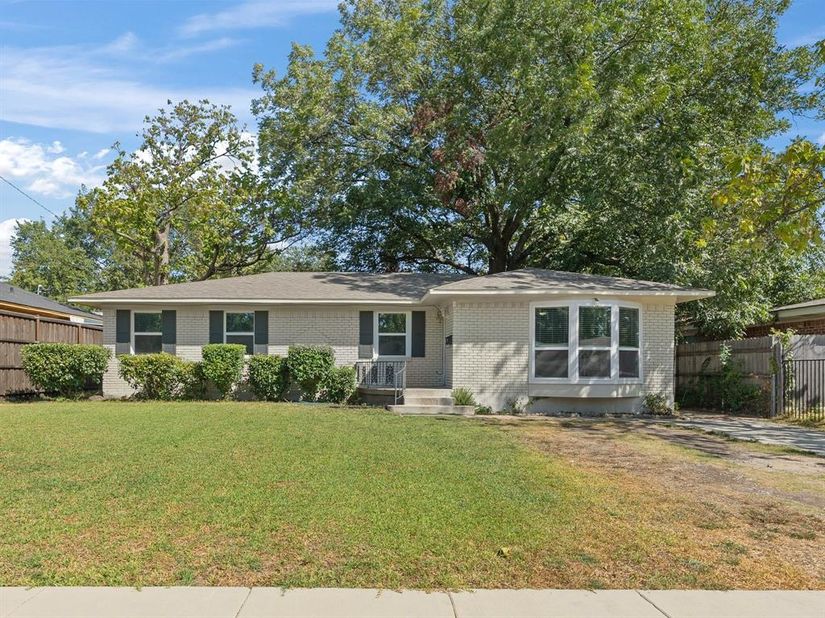 9255  Palisade Drive , Dallas Texas 75217