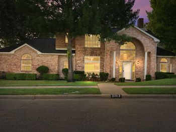 2113  Valley View Drive 