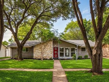 433  Sandy Trail 