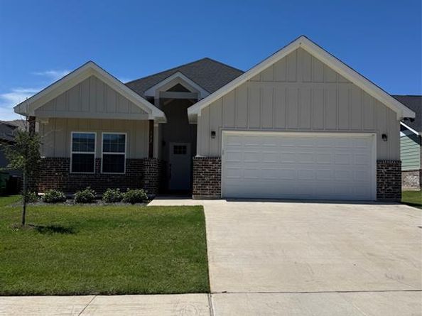 133  Magnolia Estates Street , Crowley Texas 76036