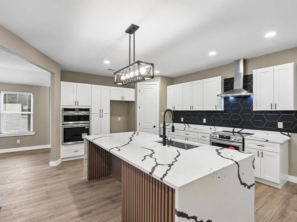 3337  Whirlaway Road , Dallas Texas 75229