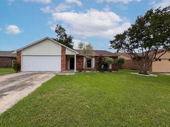 3920  Hunters Trail 