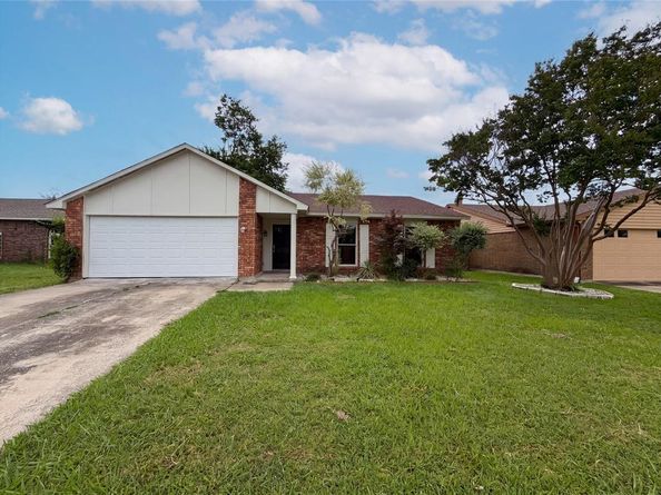 3920  Hunters Trail , Mesquite Texas 75150