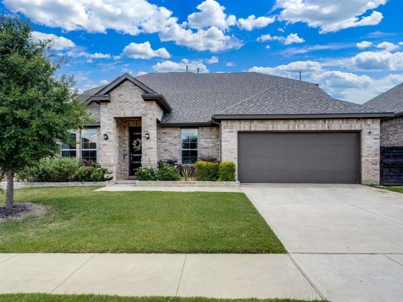 1021  Daylily Drive , Northlake Texas 76226