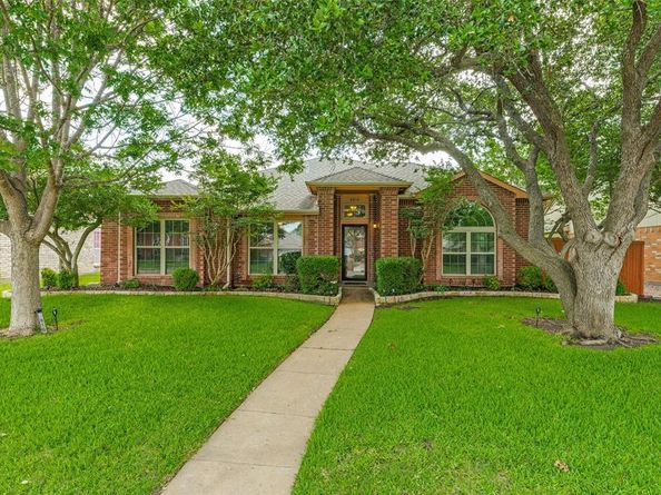 6816  Aimpoint Drive , Plano Texas 75023