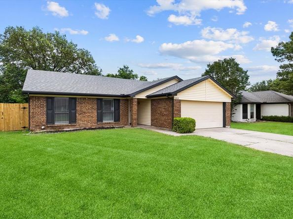 6403  Minuteman Lane , Arlington Texas 76002