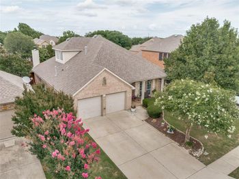 904  Moss Cliff Circle 