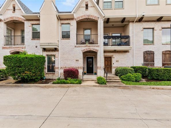8824  Tudor Place , Dallas Texas 75228