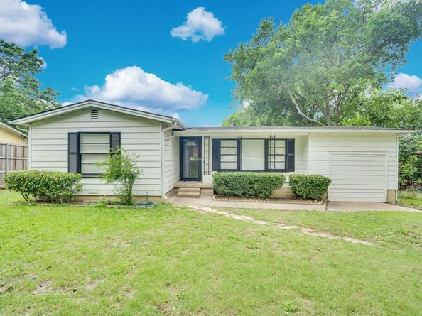 207 N Lyndalyn Avenue , DeSoto Texas 75115