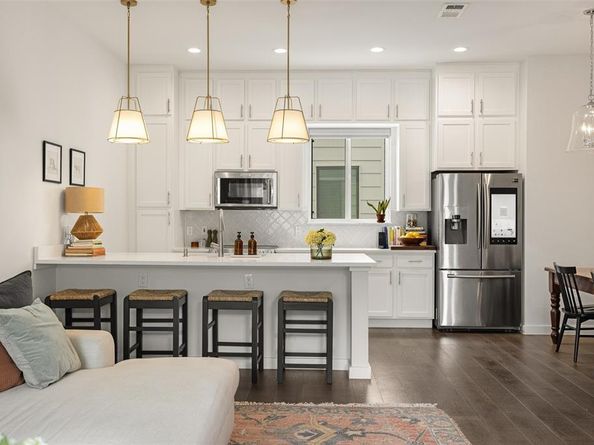 6004  Hudson Street  103, Dallas Texas 75206