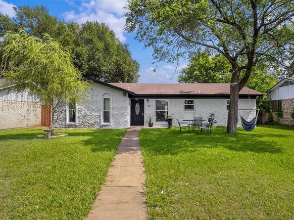806  Longbeach Drive , Garland Texas 75043