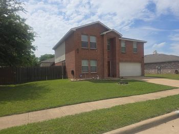 3813  Summer Hill Drive 