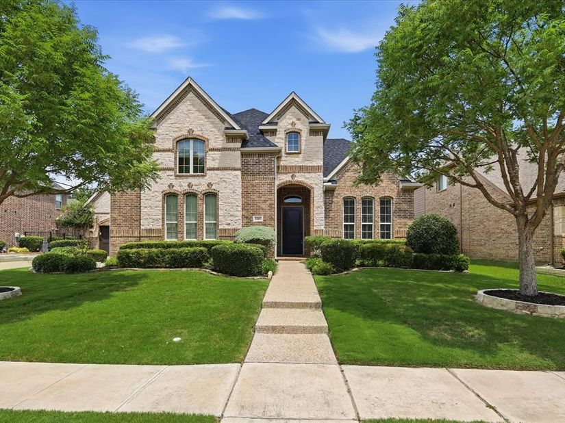 2207  Malin Drive , Trophy Club Texas 76262