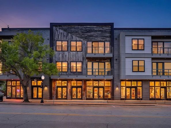 1455 W Magnolia Avenue  203, Fort Worth Texas 76104
