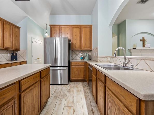 1305  Stanford Drive , Rockwall Texas 75087