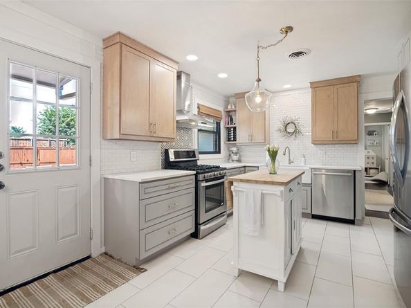 11363  Rupley Lane , Dallas Texas 75218
