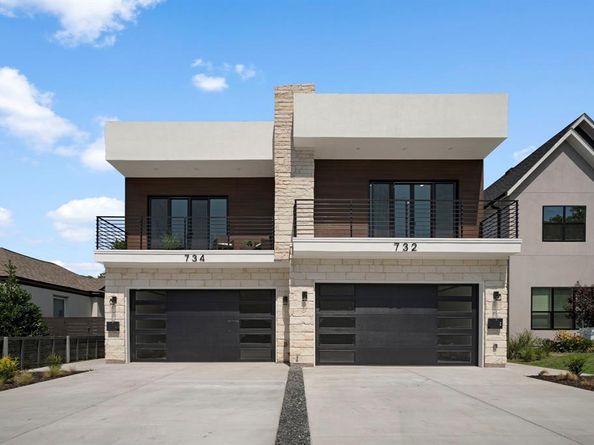 732  Cedar Hill Avenue , Dallas Texas 75208