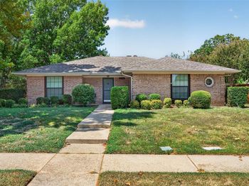 2146  Robin Road 