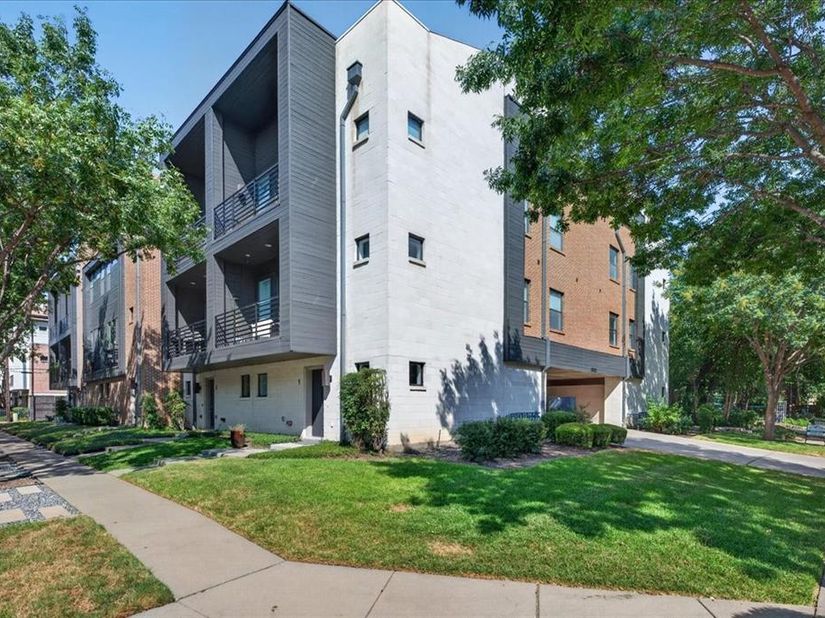 3930  Bowser Avenue  12, Dallas Texas 75219