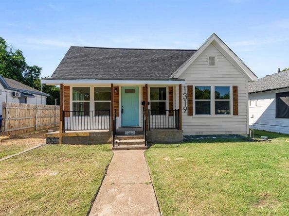 1319  Galloway Avenue , Dallas Texas 75216