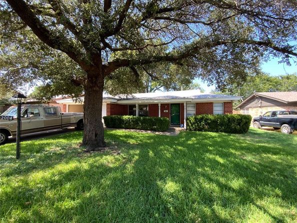 2004  Bettibart Street , Fort Worth Texas 76134