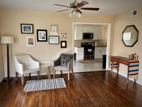 3472  Rugged Drive , Dallas Texas 75224