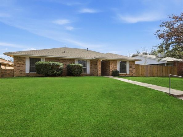 625  Reno Street , Lewisville Texas 75077