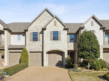 5452  Balmoral Drive 