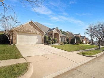 4901  Bellflower Way 