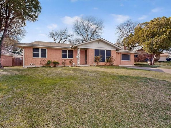 3512  Socorro Road , Fort Worth Texas 76116