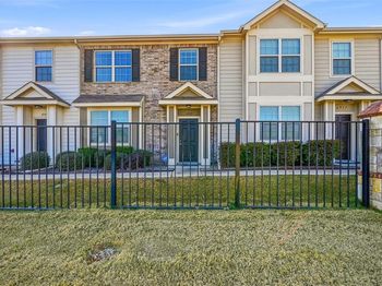 6913  Sandshell Boulevard 