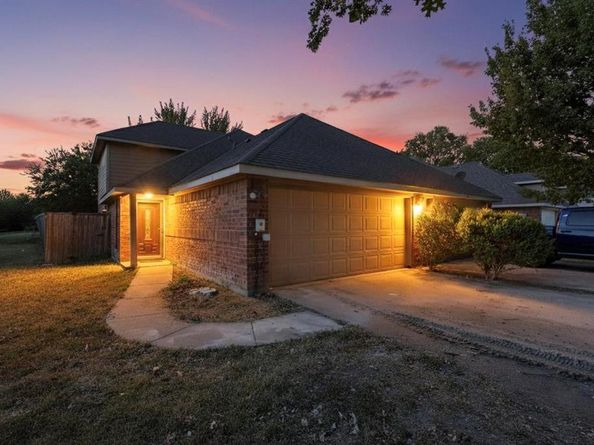 2760  Pike Drive , Lancaster Texas 75134