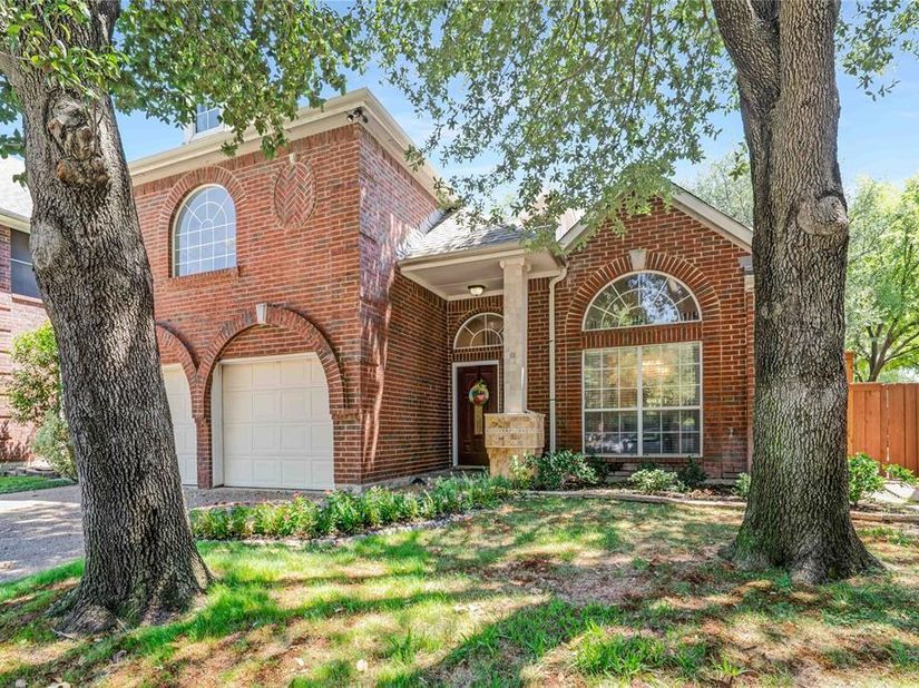 9352  Riverwalk Lane , Irving Texas 75063