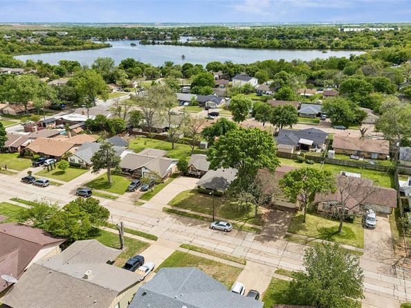 1918  Normandy Drive , Irving Texas 75060